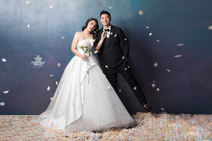 L?diện hình ảnh đầu tiên trong đám cưới của cặp đôi Bùi Tiến Dũng - Khánh  Linh, nhìn chiếc cổng hoa là đ?biết hôn l?s?cầu k?th?nào