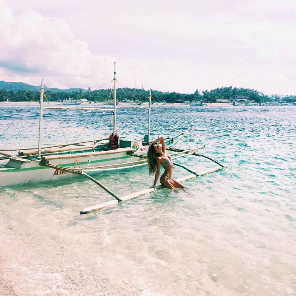 Tròn xoe mắt trước những chia sẻ về mẹo giữ dáng của cô người mẫu đình đám mê mẩn yoga - Ảnh 10. Tròn xoe mắt trước những chia sẻ về mẹo giữ dáng của cô người mẫu đình đám mê mẩn yoga - Ảnh 10.