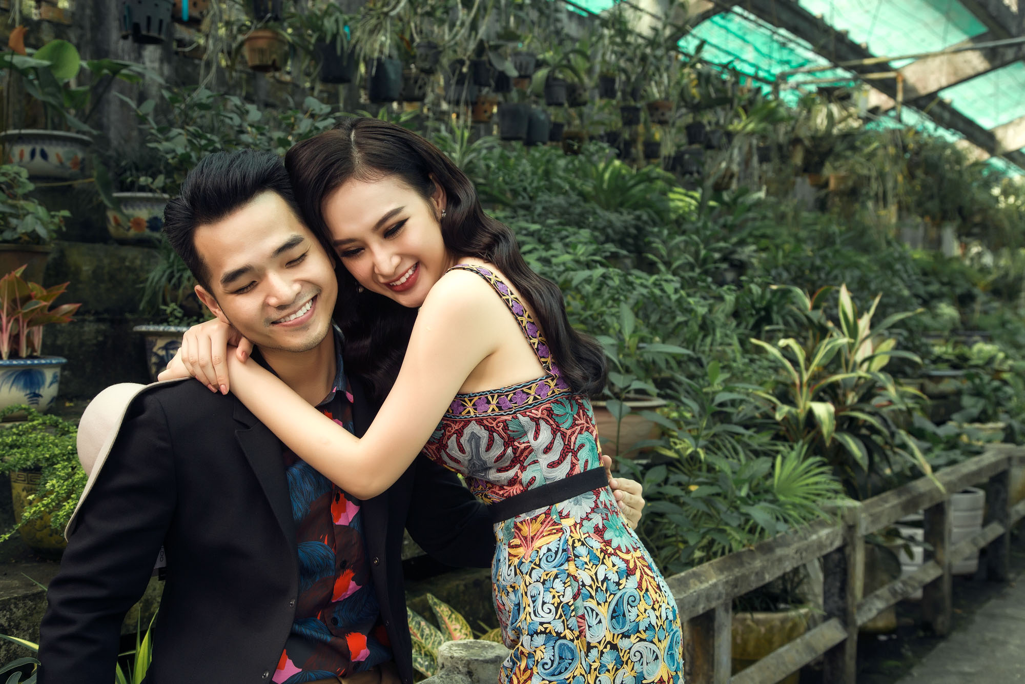 Angela Phương Trinh ngọt ngào ôm ấp mỹ nam Sing my song - Ảnh 3. Angela Phương Trinh ngọt ngào ôm ấp mỹ nam Sing my song - Ảnh 3.