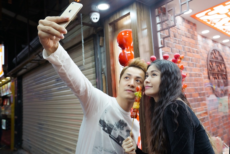 Trốn con đi du lịch vợ chồng Đăng Khôi tình cảm bên nhau - Ảnh 7. Trốn con đi du lịch vợ chồng Đăng Khôi tình cảm bên nhau - Ảnh 7.