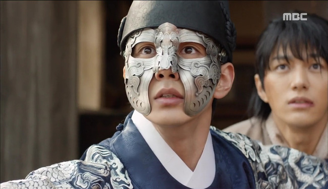 Thái tử Yoo Seung Ho: Quá ngây thơ nên mới vô số tội! - Ảnh 9.