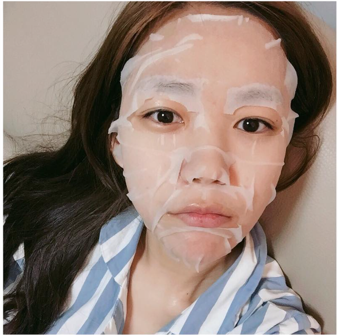 Da đẹp lên ngay tức thì chỉ với 4 bước chăm sóc nhanh gọn trước thềm Giáng sinh - Ảnh 2. Da đẹp lên ngay tức thì chỉ với 4 bước chăm sóc nhanh gọn trước thềm Giáng sinh - Ảnh 2.
