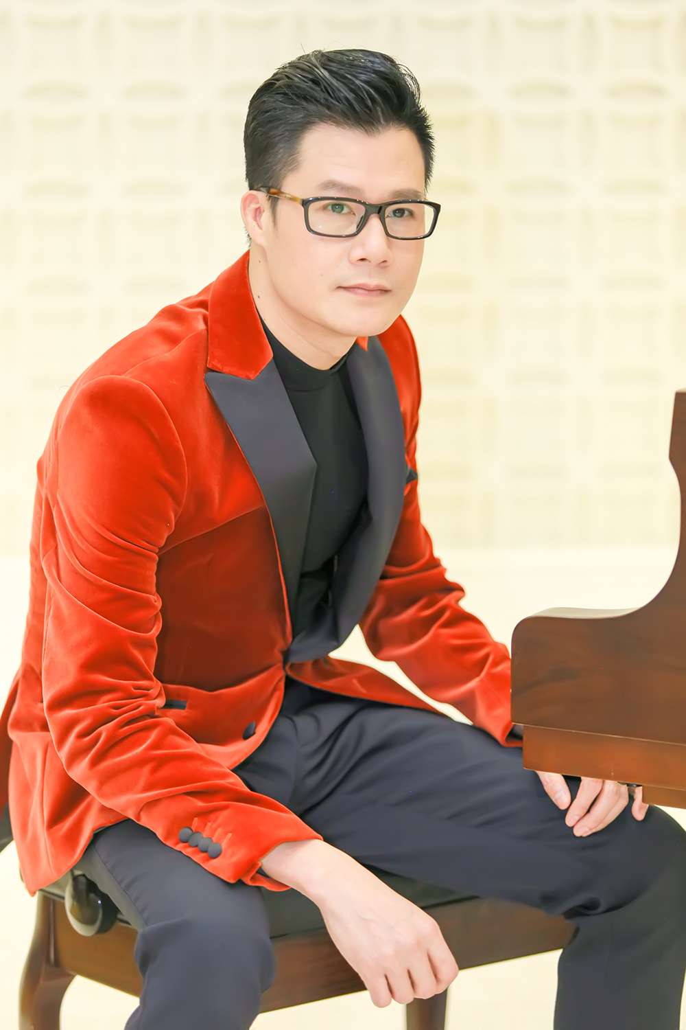 Quang Dũng tái ngộ tình cũ Thanh Thảo trong những giấc mơ - Ảnh 4. Quang Dũng tái ngộ tình cũ Thanh Thảo trong những giấc mơ - Ảnh 4.
