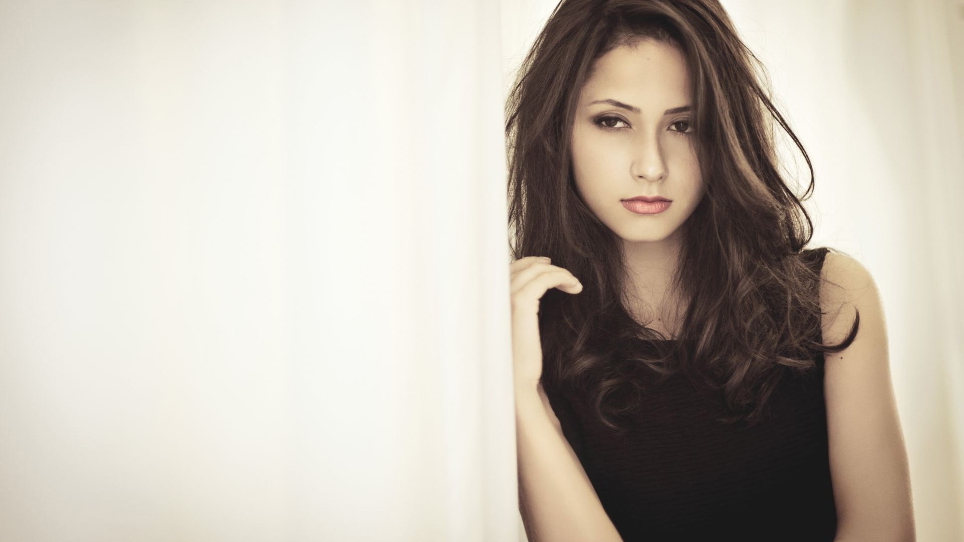 Đêm trước ngày cưới, bố chồng gọi điện mắng tôi té tát - Ảnh 1. Đêm trước ngày cưới, bố chồng gọi điện mắng tôi té tát - Ảnh 1.