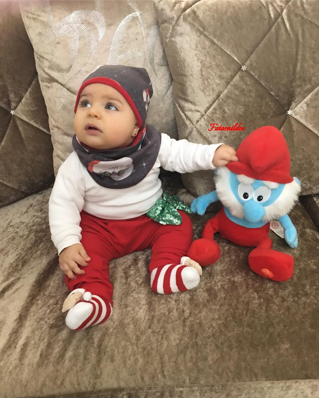 Đưa cho cô bé 9 tháng tuổi 1 hộp mứt và điều bất ngờ đã xảy ra - Ảnh 14. Đưa cho cô bé 9 tháng tuổi 1 hộp mứt và điều bất ngờ đã xảy ra - Ảnh 14.