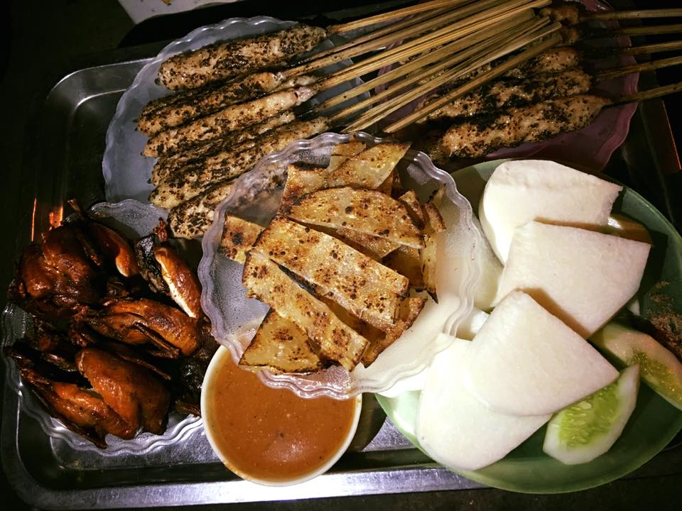 5 hàng nem chua cực ngon nên thưởng thức nhân ngày Hà Nội gió mùa - Ảnh 7. 5 hàng nem chua cực ngon nên thưởng thức nhân ngày Hà Nội gió mùa - Ảnh 7.