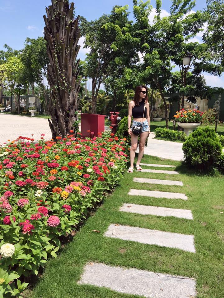 Lên bàn đẻ đến lần thứ 4, bà mẹ 8x vẫn đẹp đến khó tin - Ảnh 6. Lên bàn đẻ đến lần thứ 4, bà mẹ 8x vẫn đẹp đến khó tin - Ảnh 6.