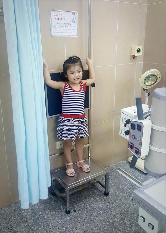 Em gái Thần đồng ngoại ngữ của Biệt tài tí hon bắn tiếng Anh không kém gì chị - Ảnh 2. Em gái Thần đồng ngoại ngữ của Biệt tài tí hon bắn tiếng Anh không kém gì chị - Ảnh 2.