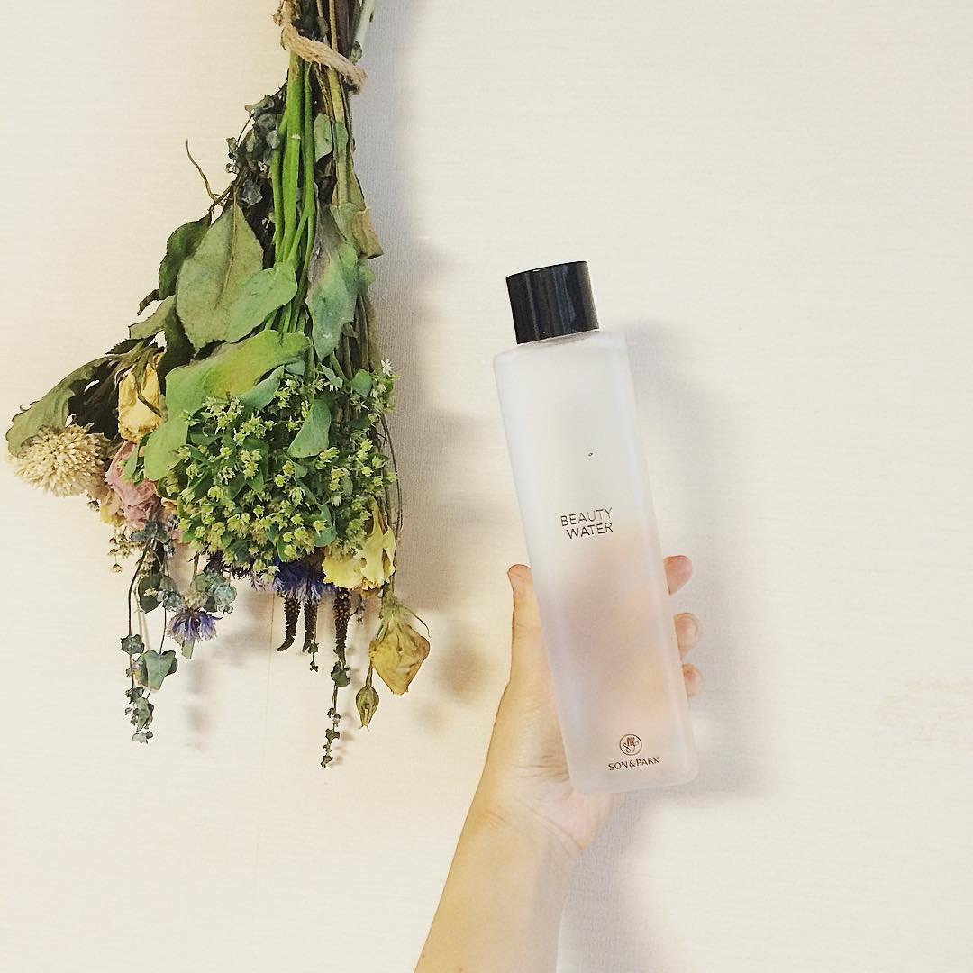 Mê makeup kiểu Hàn thì bạn sẽ chẳng thể bỏ qua những thương hiệu mỹ phẩm này - Ảnh 17. Mê makeup kiểu Hàn thì bạn sẽ chẳng thể bỏ qua những thương hiệu mỹ phẩm này - Ảnh 17.