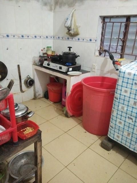 Chồng giáo viên lương hơn 5 triệu, vợ ở nhà trồng rau bán trái cây, tích cóp mua được đất sau 3 năm cưới - Ảnh 2.