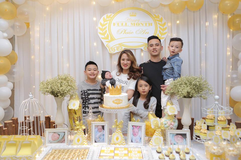 Lên bàn đẻ đến lần thứ 4, bà mẹ 8x vẫn đẹp đến khó tin - Ảnh 4. Lên bàn đẻ đến lần thứ 4, bà mẹ 8x vẫn đẹp đến khó tin - Ảnh 4.