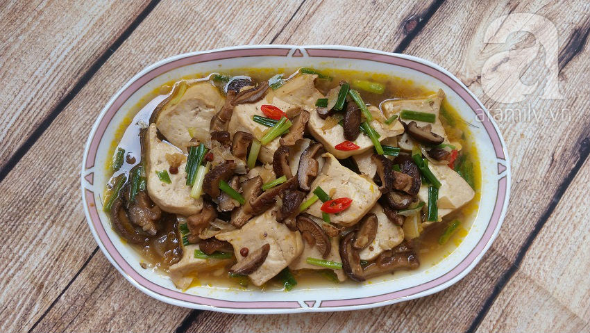 Tham khảo ngay mâm cỗ chay cúng Rằm tháng 7 đầy màu sắc mẹ Thỏ chia sẻ - Ảnh 2. Tham khảo ngay mâm cỗ chay cúng Rằm tháng 7 đầy màu sắc mẹ Thỏ chia sẻ - Ảnh 2.