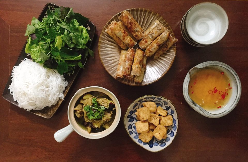 Ngất ngây với những mâm cơm đa phong cách truyền cảm hứng bếp núc từ cô gái 8x - Ảnh 5. Ngất ngây với những mâm cơm đa phong cách truyền cảm hứng bếp núc từ cô gái 8x - Ảnh 5.