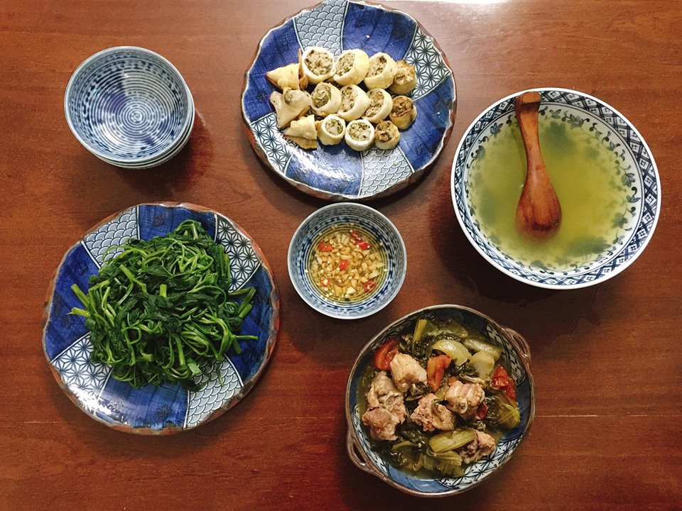 Ngất ngây với những mâm cơm đa phong cách truyền cảm hứng bếp núc từ cô gái 8x - Ảnh 7. Ngất ngây với những mâm cơm đa phong cách truyền cảm hứng bếp núc từ cô gái 8x - Ảnh 7.