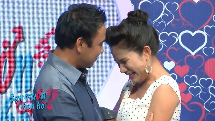 Ai cũng nghẹn ngào với chuyện yêu đương gian truân của các cặp đôi này - Ảnh 11. Ai cũng nghẹn ngào với chuyện yêu đương gian truân của các cặp đôi này - Ảnh 11.