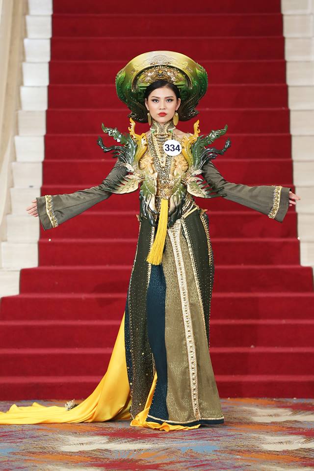 Giới thiệu bản thân bằng tiếng Anh, thí sinh Hoa hậu Hoàn vũ như hét vào mặt khán giả  - Ảnh 3.