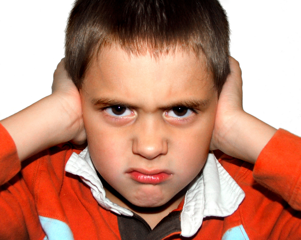 4 hành vi khó khăn nhất mà bất kì trẻ tự kỷ nào cũng phải đối mặt - Ảnh 3. 4 hành vi khó khăn nhất mà bất kì trẻ tự kỷ nào cũng phải đối mặt - Ảnh 3.