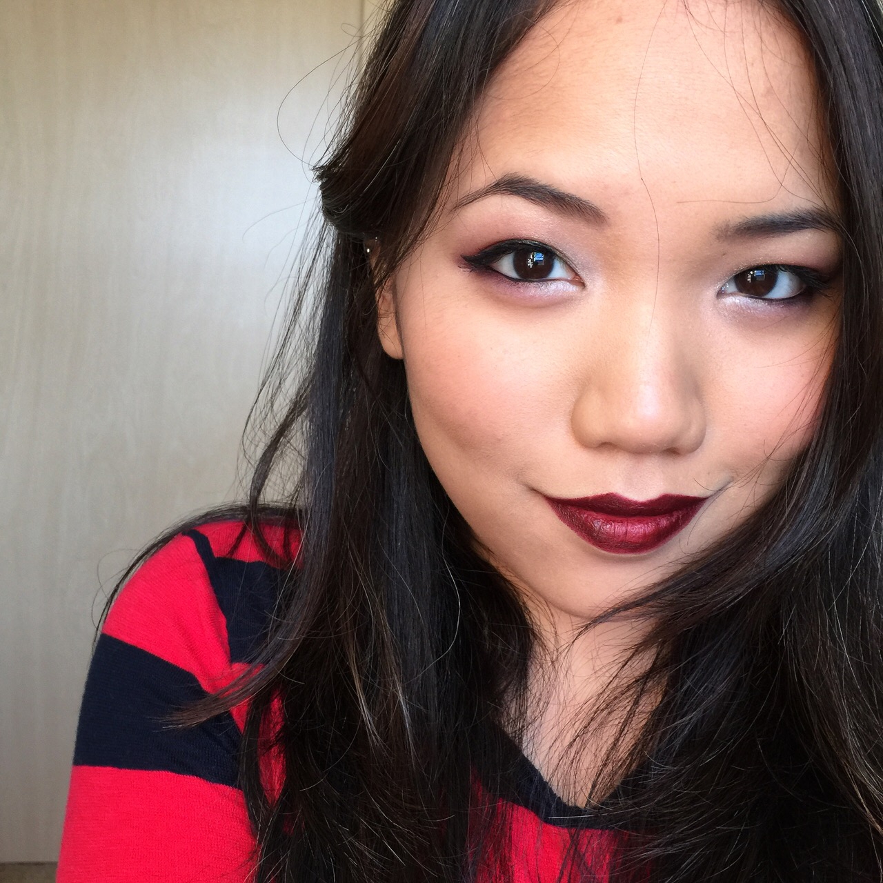 7 cây son trầm tuyệt đẹp: chọn đi làm cũng đẹp, mà đi chơi Halloween lại càng chất - Ảnh 26. 7 cây son trầm tuyệt đẹp: chọn đi làm cũng đẹp, mà đi chơi Halloween lại càng chất - Ảnh 26.