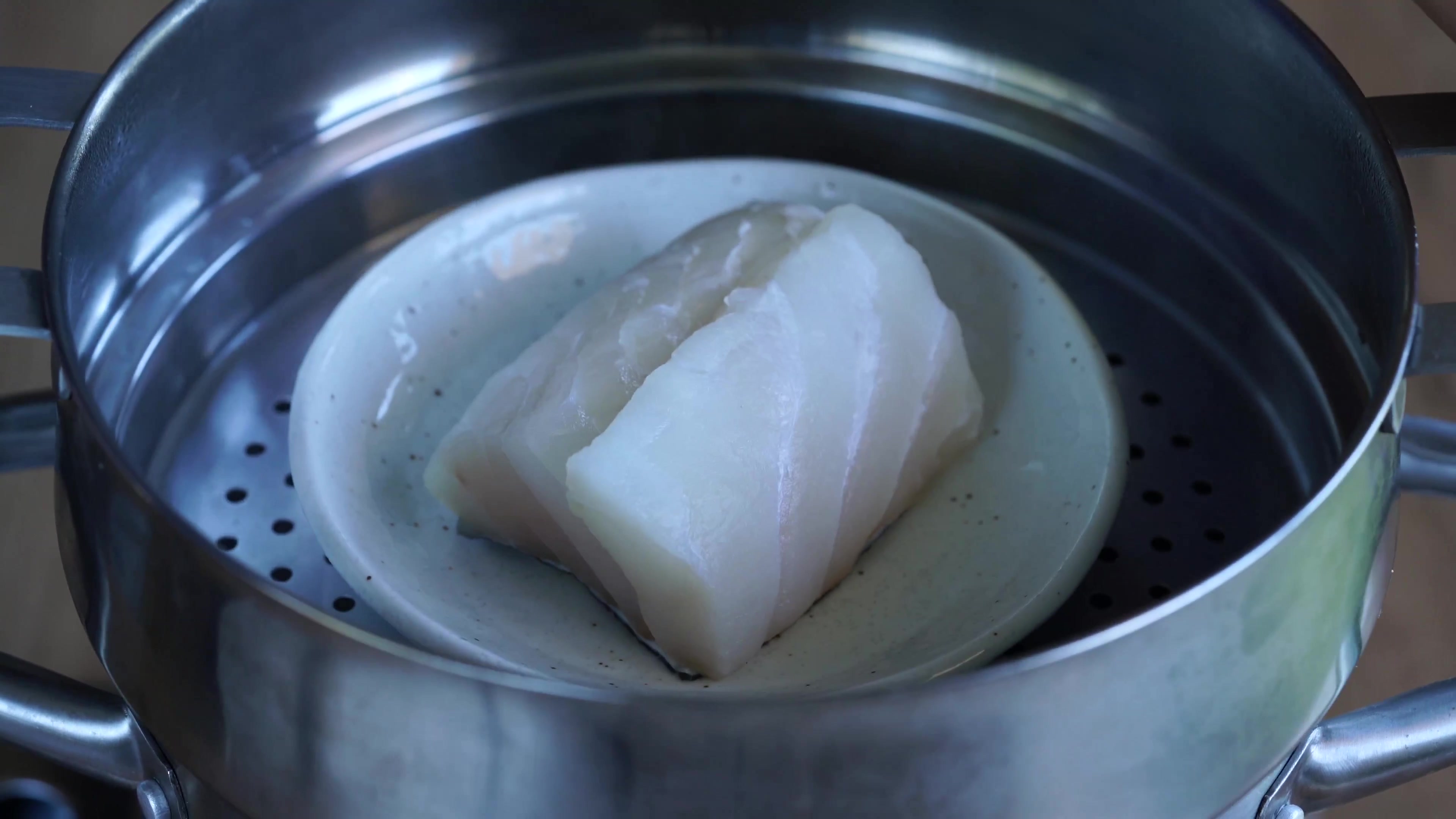 20 phút làm món cá hấp thơm lừng mềm ngon tuyệt vị cho bữa tối miễn chê - Ảnh 2