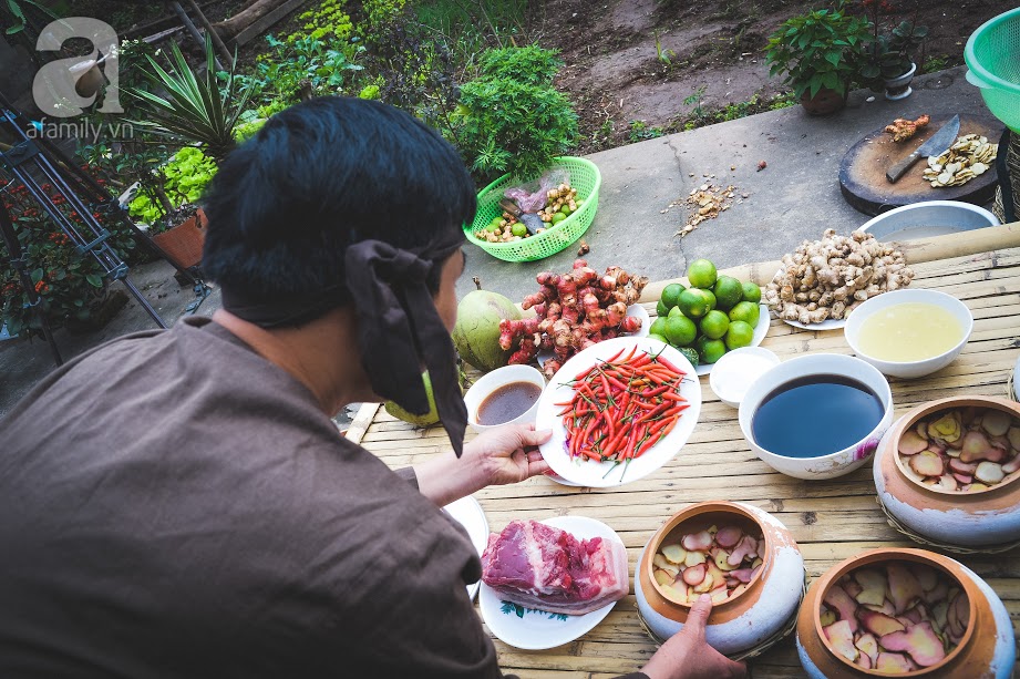 Về làng Vũ Đại giáp Tết, thưởng thức món cá kho đắt gấp trăm lần bình thường mà vẫn cháy hàng - Ảnh 7. Về làng Vũ Đại giáp Tết, thưởng thức món cá kho đắt gấp trăm lần bình thường mà vẫn cháy hàng - Ảnh 7.
