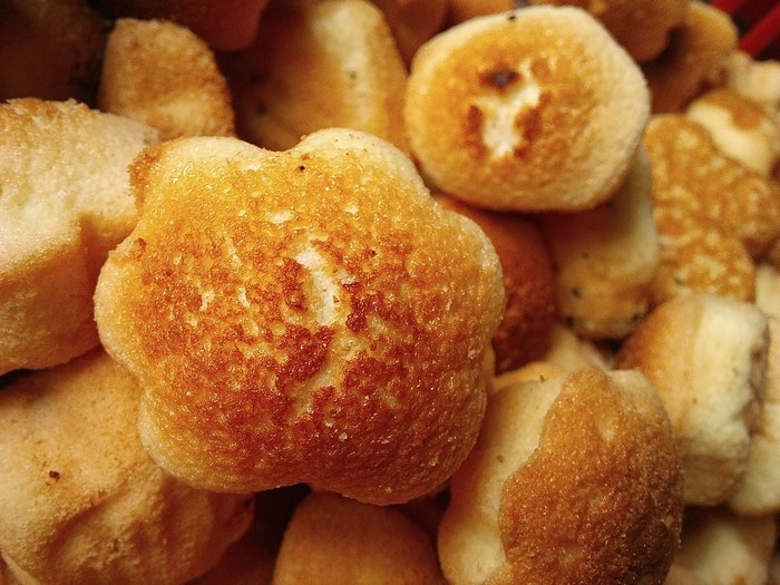 10 món bánh dân dã nhưng không thể thiếu trong ngày Tết của miền Trung - Ảnh 5. 10 món bánh dân dã nhưng không thể thiếu trong ngày Tết của miền Trung - Ảnh 5.