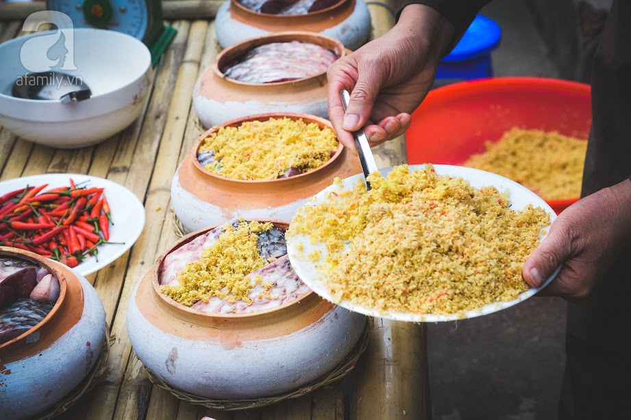 Về làng Vũ Đại giáp Tết, thưởng thức món cá kho đắt gấp trăm lần bình thường mà vẫn cháy hàng - Ảnh 9. Về làng Vũ Đại giáp Tết, thưởng thức món cá kho đắt gấp trăm lần bình thường mà vẫn cháy hàng - Ảnh 9.