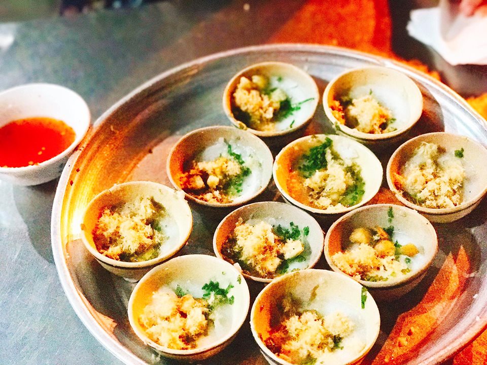 Hoa hậu Mỹ Linh mách hàng loạt món ăn vặt ngon, giá chỉ từ 3000đ ở xứ hoa vàng cỏ xanh - Ảnh 11. Hoa hậu Mỹ Linh mách hàng loạt món ăn vặt ngon, giá chỉ từ 3000đ ở xứ hoa vàng cỏ xanh - Ảnh 11.