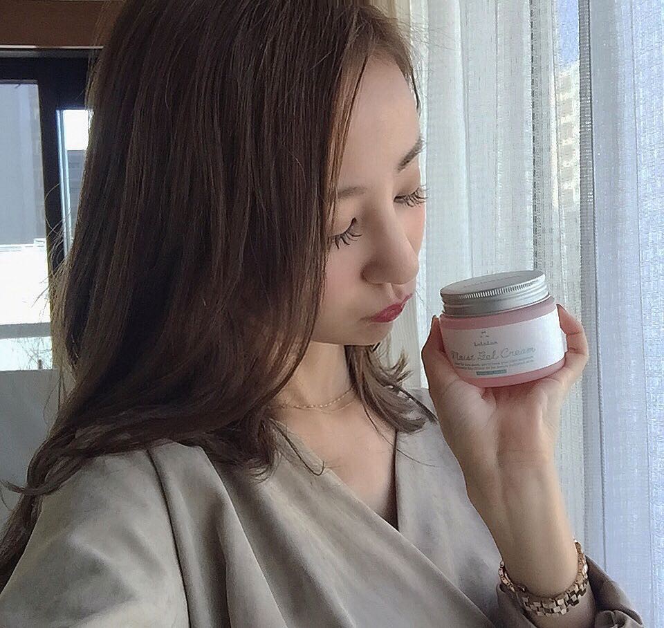 Ngoài mặt nạ, Lululun còn có 2 loại kem dưỡng ẩm sâu cũng ngon bổ rẻ không kém - Ảnh 6. Ngoài mặt nạ, Lululun còn có 2 loại kem dưỡng ẩm sâu cũng ngon bổ rẻ không kém - Ảnh 6.