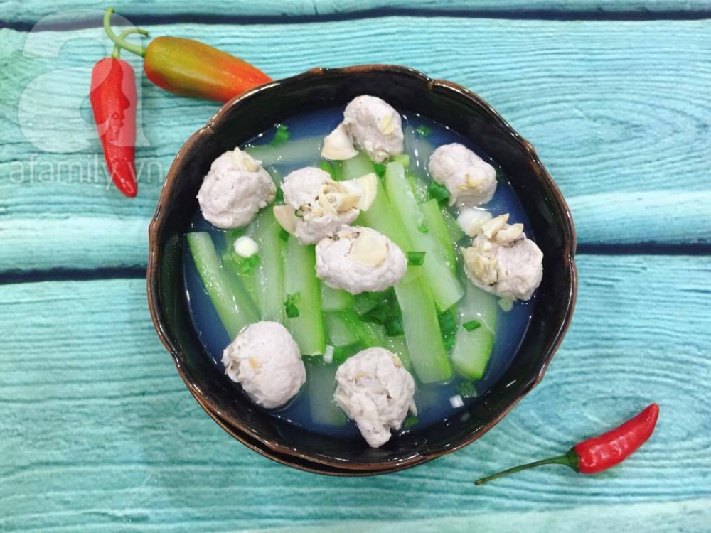 Chút biến tấu cho món canh bầu nấu ngao thêm ngon - Ảnh 6. Chút biến tấu cho món canh bầu nấu ngao thêm ngon - Ảnh 6.