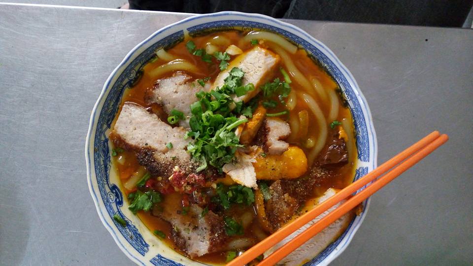 8 quán ăn nhìn tuềnh toàng nhưng ai thử một lần cũng gật gù đáng đồng tiền bát gạo - Ảnh 22. 8 quán ăn nhìn tuềnh toàng nhưng ai thử một lần cũng gật gù đáng đồng tiền bát gạo - Ảnh 22.