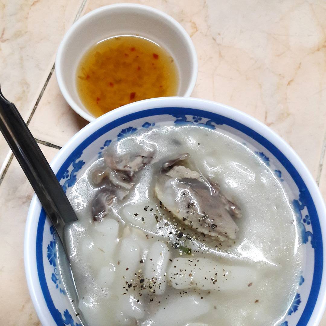 Điểm danh 5 món bánh canh dân dã những ngon nổi tiếng của Việt Nam - Ảnh 8. Điểm danh 5 món bánh canh dân dã những ngon nổi tiếng của Việt Nam - Ảnh 8.