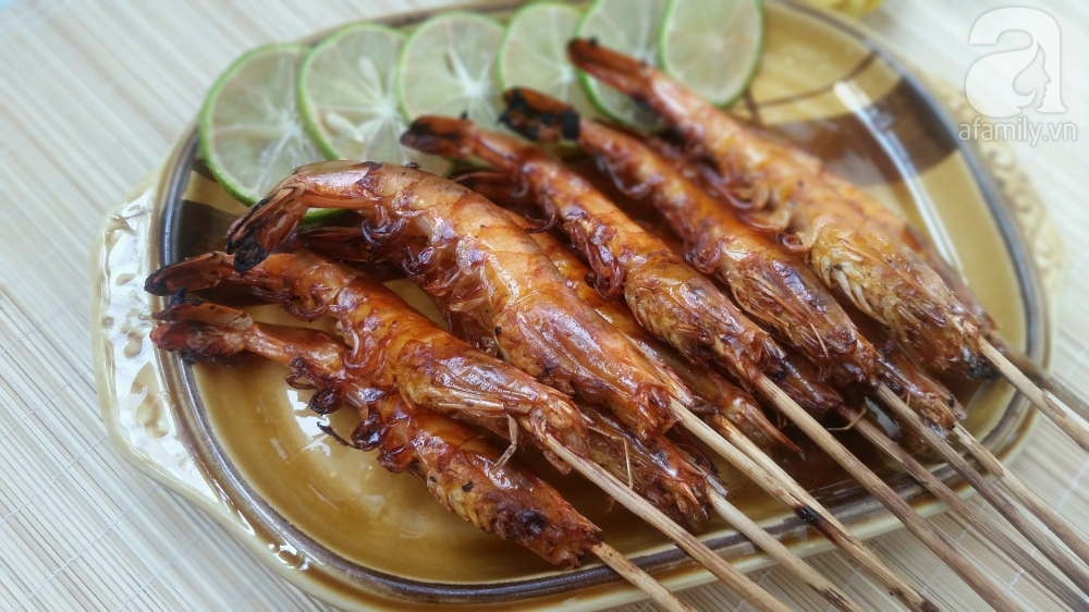 Cuối tuần đãi cả nhà tôm nướng chanh thơm nhức nhối ăn cực ngon - Ảnh 6. Cuối tuần đãi cả nhà tôm nướng chanh thơm nhức nhối ăn cực ngon - Ảnh 6.
