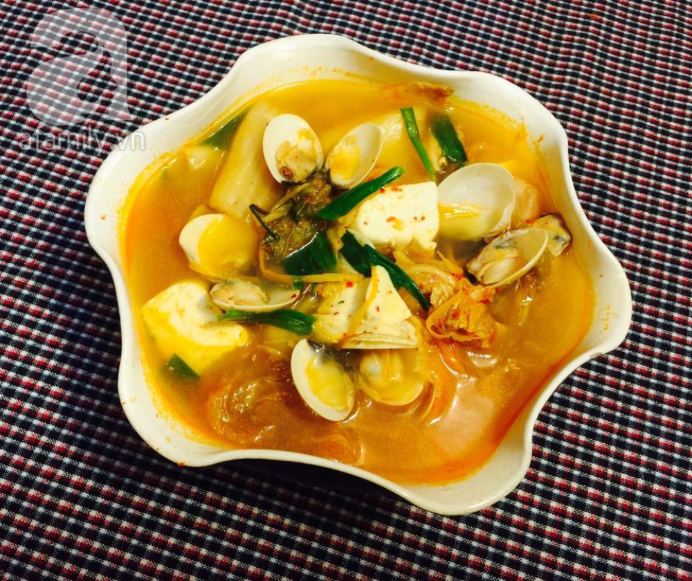 Mâm cơm chỉ 3 món chưa tới 80k vẫn có thể đủ chất và tròn vị - Ảnh 3. Mâm cơm chỉ 3 món chưa tới 80k vẫn có thể đủ chất và tròn vị - Ảnh 3.