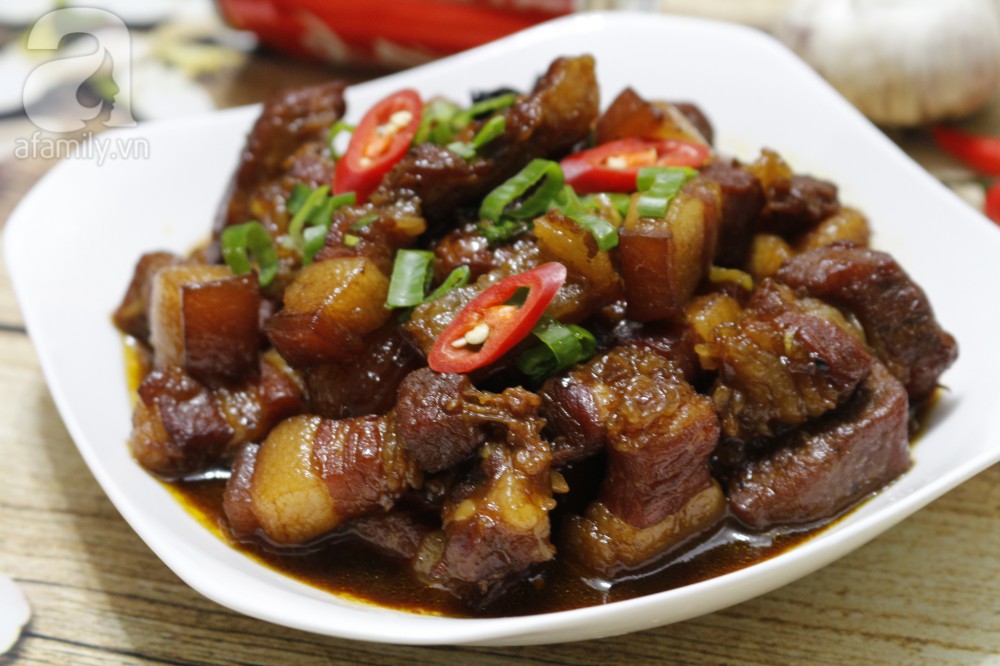 Món thịt kho sẽ ngon ko tưởng nếu bạn chỉ thêm 1 nguyên vật liệu siêu dễ kiếm này - Ảnh 6. Món thịt kho sẽ ngon không tưởng nếu bạn chỉ thêm 1 vật liệu siêu dễ kiếm này - Ảnh 6.