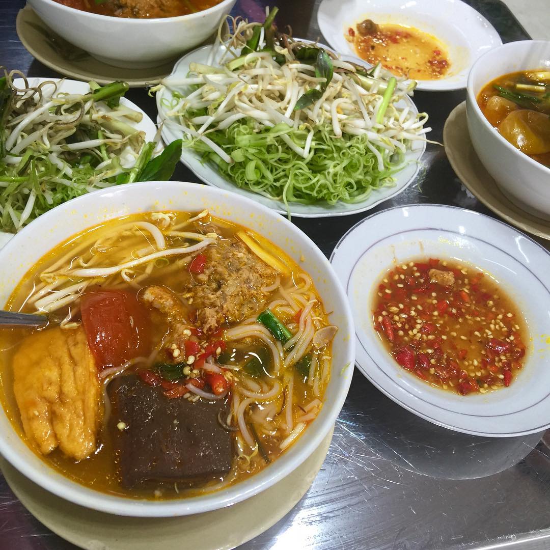8 quán ăn nhìn tuềnh toàng nhưng ai thử một lần cũng gật gù đáng đồng tiền bát gạo - Ảnh 17. 8 quán ăn nhìn tuềnh toàng nhưng ai thử một lần cũng gật gù đáng đồng tiền bát gạo - Ảnh 17.