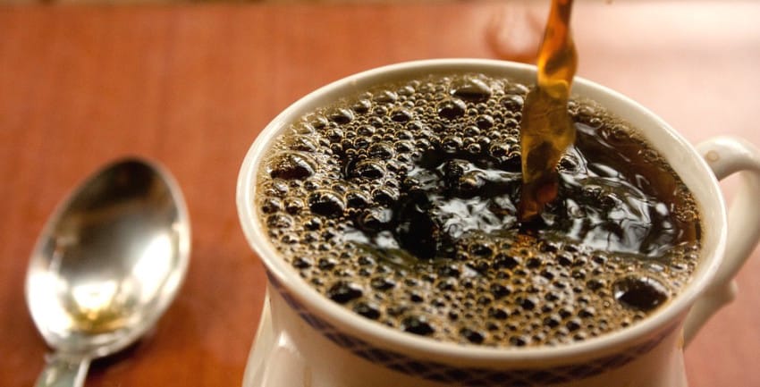 Đổ cà phê vào máy giặt ngay, mẹo này chắc chỉ còn mình bạn chưa biết - Ảnh 1. Đổ cà phê vào máy giặt ngay, mẹo này chắc chỉ còn mình bạn chưa biết - Ảnh 1.