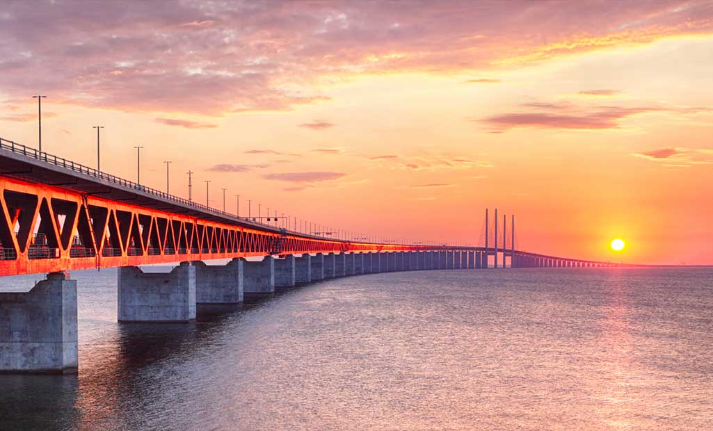 Chiêm ngưỡng những cây cầu độc đáo nhất thế giới - ảnh 2 Chiêm ngưỡng những cây cầu độc đáo nhất thế giới - ảnh 2
