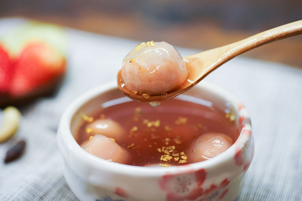 Tôi thật tiếc vì bây giờ mới biết chè khoai sọ lại có thể ngon đến thế! - Ảnh 4. Tôi thật tiếc vì bây giờ mới biết chè khoai sọ lại có thể ngon đến thế! - Ảnh 4.