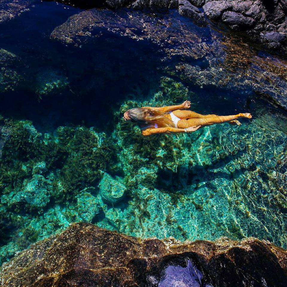 Bí quyết giúp siêu mẫu Gabby Epstein luôn thon gọn, săn chắc dù đang ở mùa lễ hội hay các kỳ nghỉ dài - Ảnh 4. Bí quyết giúp siêu mẫu Gabby Epstein luôn thon gọn, săn chắc dù đang ở mùa lễ hội hay các kỳ nghỉ dài - Ảnh 4.