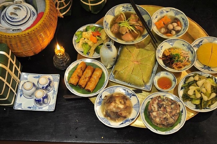 Dù nhiều của ngon vật lạ đến mấy, mâm cỗ Tết miền Bắc cũng chẳng trọn vẹn nếu thiếu 6 món ăn này - Ảnh 1. Dù nhiều của ngon vật lạ đến mấy, mâm cỗ Tết miền Bắc cũng chẳng trọn vẹn nếu thiếu 6 món ăn này - Ảnh 1.