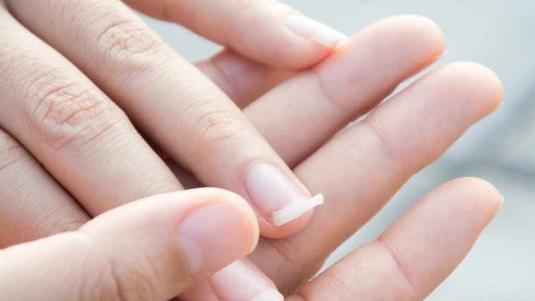 9 dấu hiệu cảnh báo bệnh từ cơ thể các chuyên gia khuyên bạn không bao giờ được bỏ qua - Ảnh 9. 9 dấu hiệu cảnh báo bệnh từ cơ thể các chuyên gia khuyên bạn không bao giờ được bỏ qua - Ảnh 9.