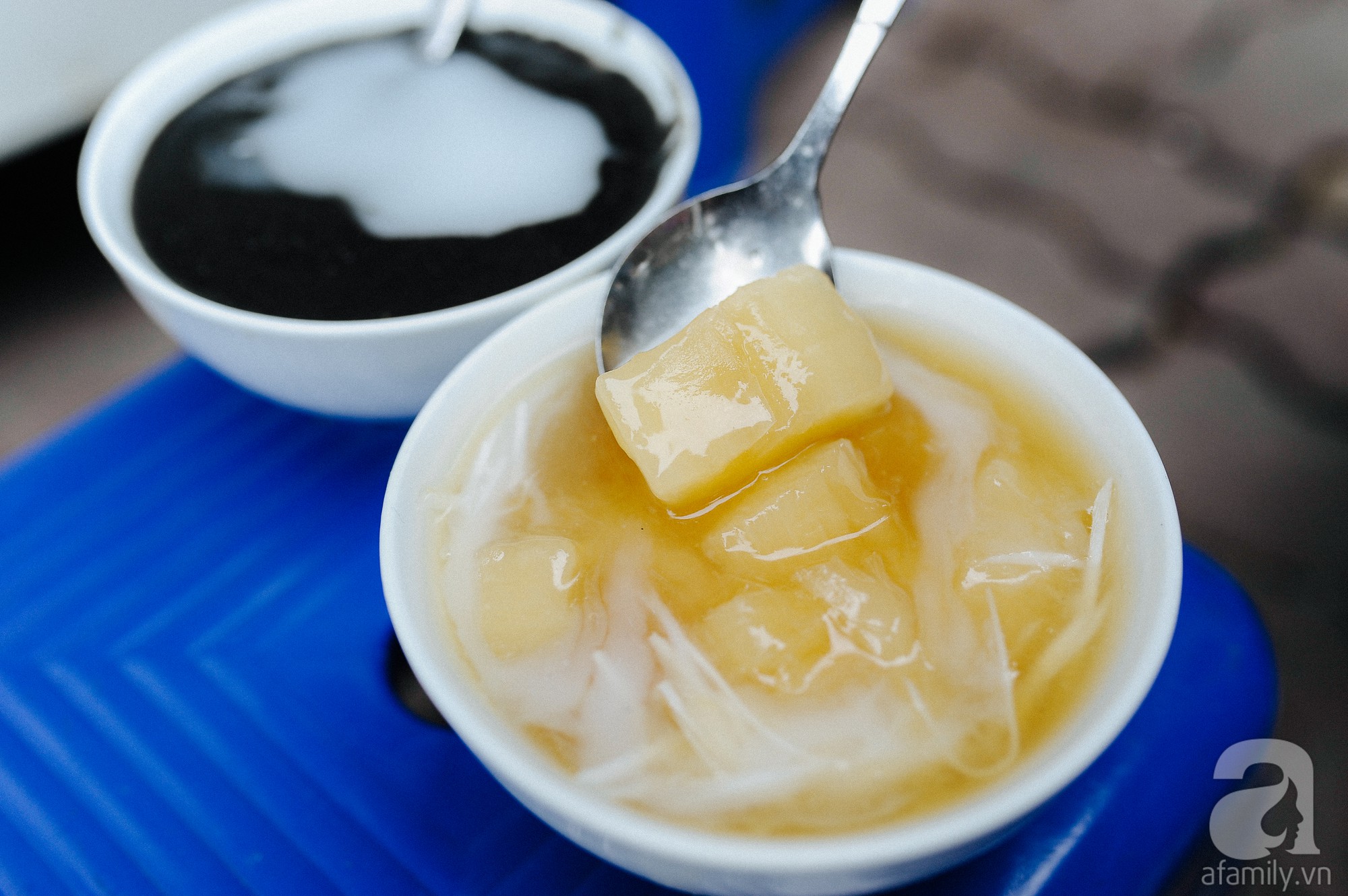 4 món ăn ngon nức tiếng từ củ sắn, chỉ 10 ngàn đồng là dư sức xua đi giá lạnh mùa đông - Ảnh 9. 4 món ăn ngon nức tiếng từ củ sắn, chỉ 10 ngàn đồng là dư sức xua đi giá lạnh mùa đông - Ảnh 9.