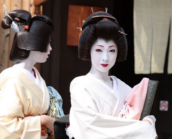 Cuộc đời ly kỳ của Geisha chín ngón nổi tiếng nhất Nhật Bản: Trẻ đa tình hàng nghìn người khao khát, cuối đời đi tu, chết trong đơn độc - Ảnh 5.