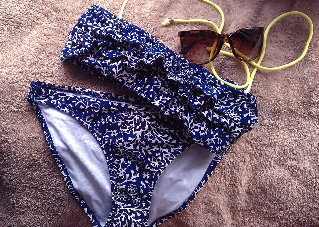 Mừng hết lớn, cuối cùng thì không phải quần áo nào cũng cần mang đi giặt ngay sau khi mặc - Ảnh 8. Mừng hết lớn, cuối cùng thì không phải quần áo nào cũng cần mang đi giặt ngay sau khi mặc - Ảnh 8.