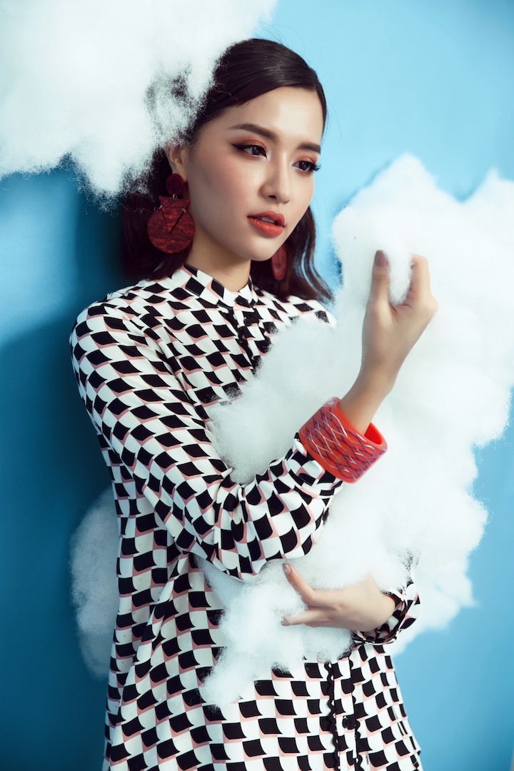 Thế chỗ Tóc Tiên, Bích Phương ngồi ghế nóng Vietnam Idol Kids 2017 - Ảnh 4. Thế chỗ Tóc Tiên, Bích Phương ngồi ghế nóng Vietnam Idol Kids 2017 - Ảnh 4.