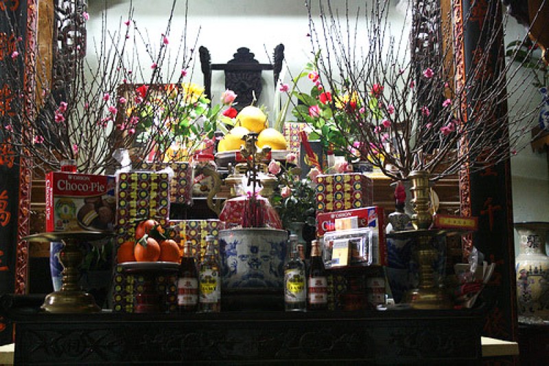 Muốn lộc vào nhà ào ào trong năm mới cứ chưng những hoa này trên bàn thờ - Ảnh 1. Muốn lộc vào nhà ào ào trong năm mới cứ chưng những hoa này trên bàn thờ - Ảnh 1.