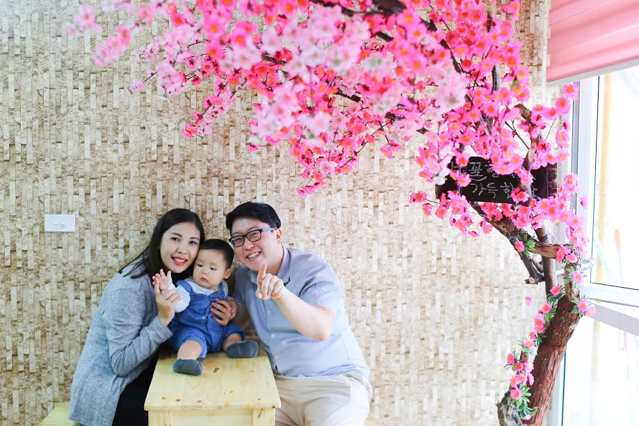 Chuyện của anh chồng Hàn đẹp trai vô tư tặng vợ hoa cúng gói giấy báo vào ngày 8/3 - Ảnh 11. Chuyện của anh chồng Hàn đẹp trai vô tư tặng vợ hoa cúng gói giấy báo vào ngày 8/3 - Ảnh 11.