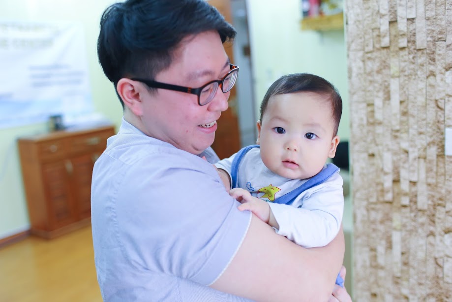 Chuyện của anh chồng Hàn đẹp trai vô tư tặng vợ hoa cúng gói giấy báo vào ngày 8/3 - Ảnh 9. Chuyện của anh chồng Hàn đẹp trai vô tư tặng vợ hoa cúng gói giấy báo vào ngày 8/3 - Ảnh 9.