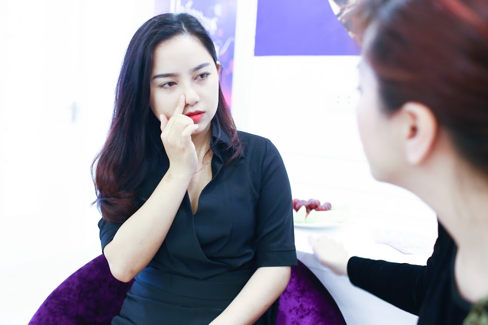 Ngày phụ nữ, nghe bác sĩ thẩm mỹ kể chuyện chị em đi trùng tu nhan sắc và làm đẹp cả nơi... nhạy cảm - Ảnh 1. Ngày phụ nữ, nghe bác sĩ thẩm mỹ kể chuyện chị em đi trùng tu nhan sắc và làm đẹp cả nơi... nhạy cảm - Ảnh 1.