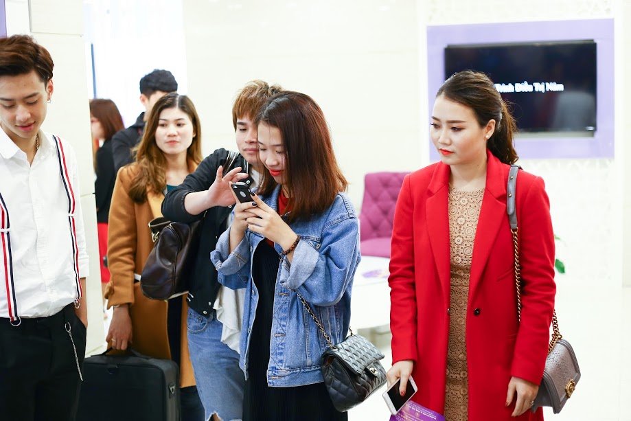 Ngày phụ nữ, nghe bác sĩ thẩm mỹ kể chuyện chị em đi trùng tu nhan sắc và làm đẹp cả nơi... nhạy cảm - Ảnh 9. Ngày phụ nữ, nghe bác sĩ thẩm mỹ kể chuyện chị em đi trùng tu nhan sắc và làm đẹp cả nơi... nhạy cảm - Ảnh 9.